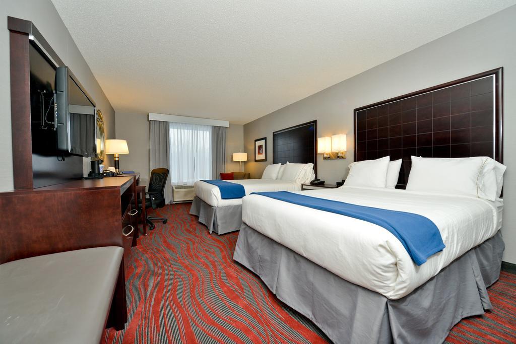 Holiday Inn Express Canandaigua, An Ihg Hotel Δωμάτιο φωτογραφία