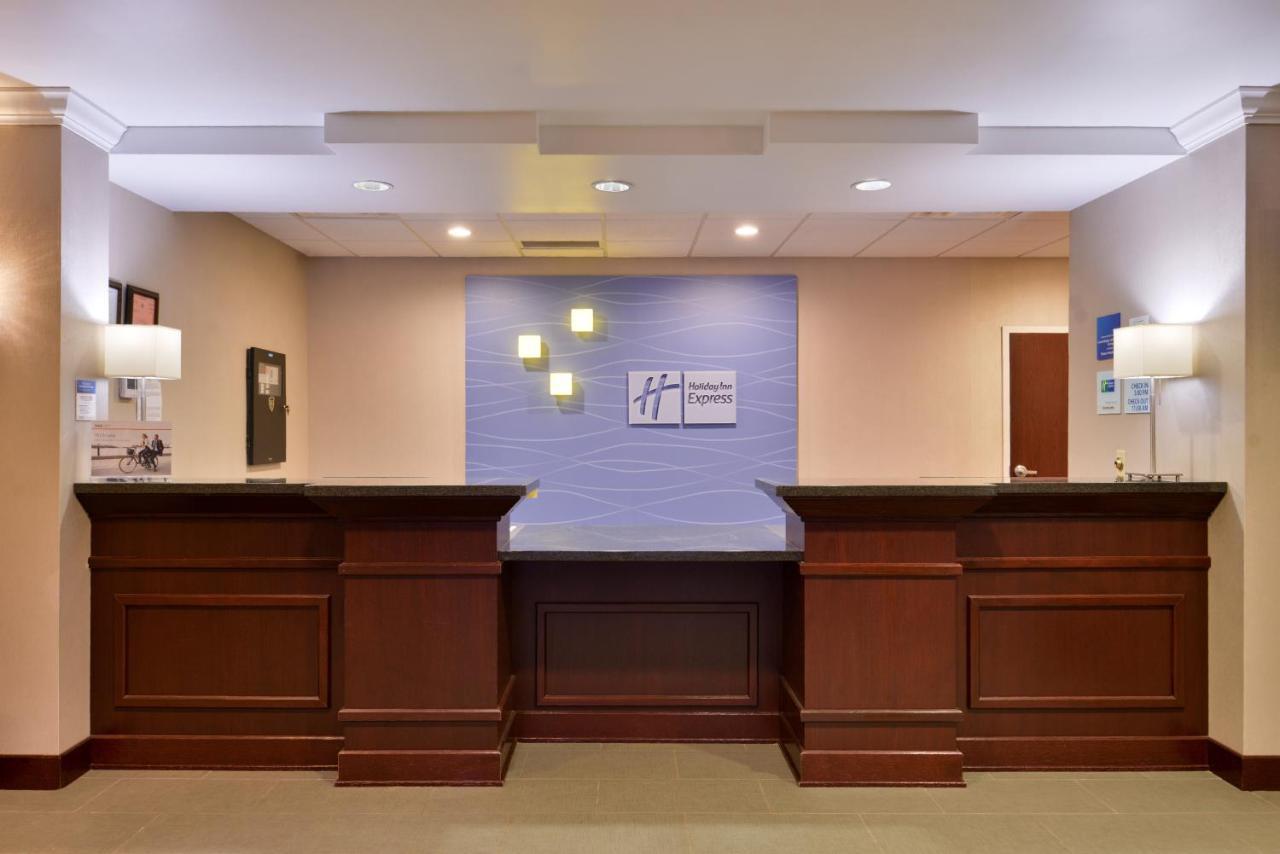 Holiday Inn Express Canandaigua, An Ihg Hotel Εξωτερικό φωτογραφία